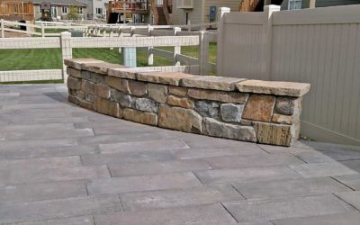 Paver patio with cobbler veneer bench seat in Frederick, CO